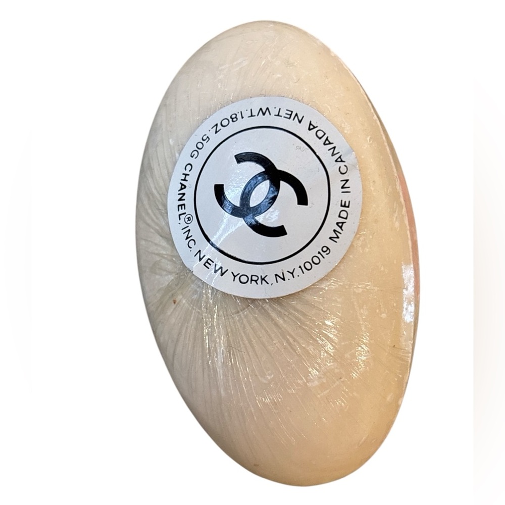 NWT VINTAGE 70s CHANEL FRAGRANT .18 oz IN ORIGINAL UNOPENED PACKAGING BAR SOAP